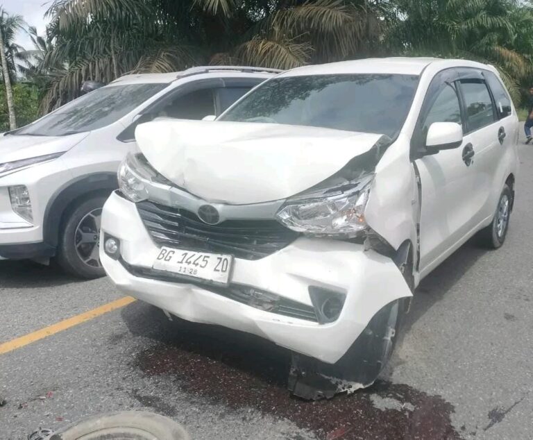 Kecelakaan Mobil Calon Jemaah Haji Kempas