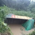 Mobil Terjun di Kuala Keritang